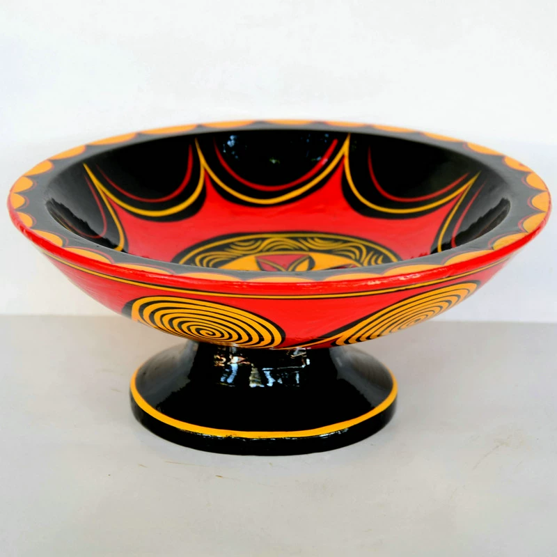 Bandeja baja nuosu – artesanía pintada a mano en madera y resina