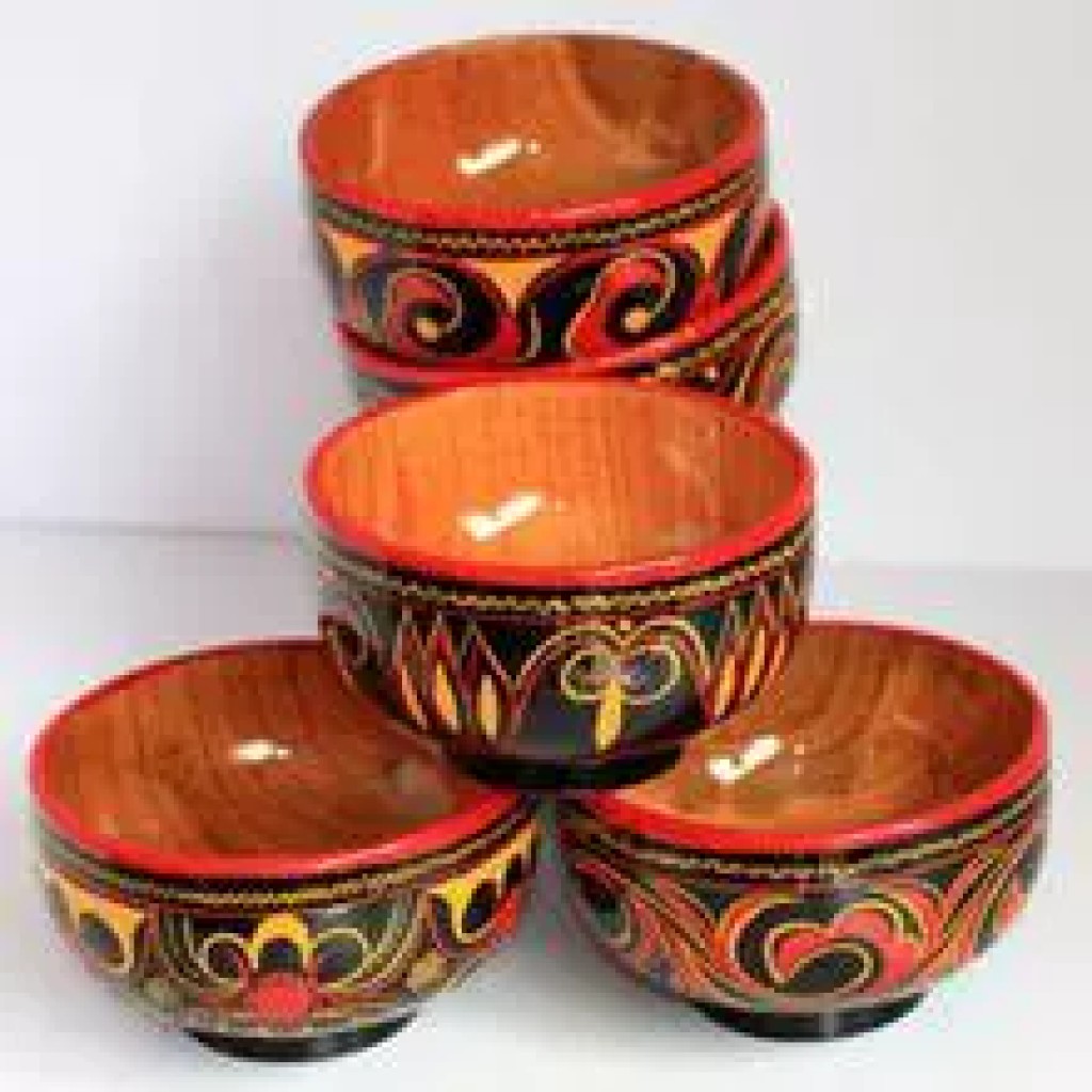 Cuenco de madera pintado a mano artesanía de Liangshan