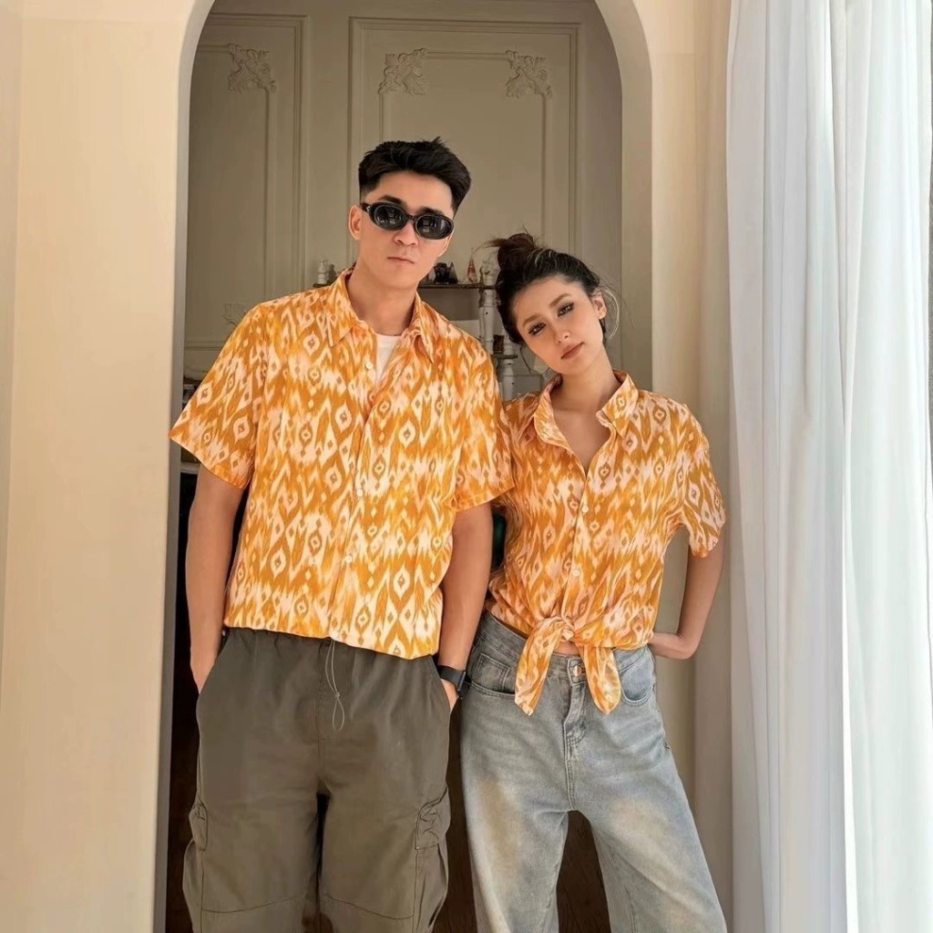 Camisa de verano naranja atlas – moda unisex fresca y moderna