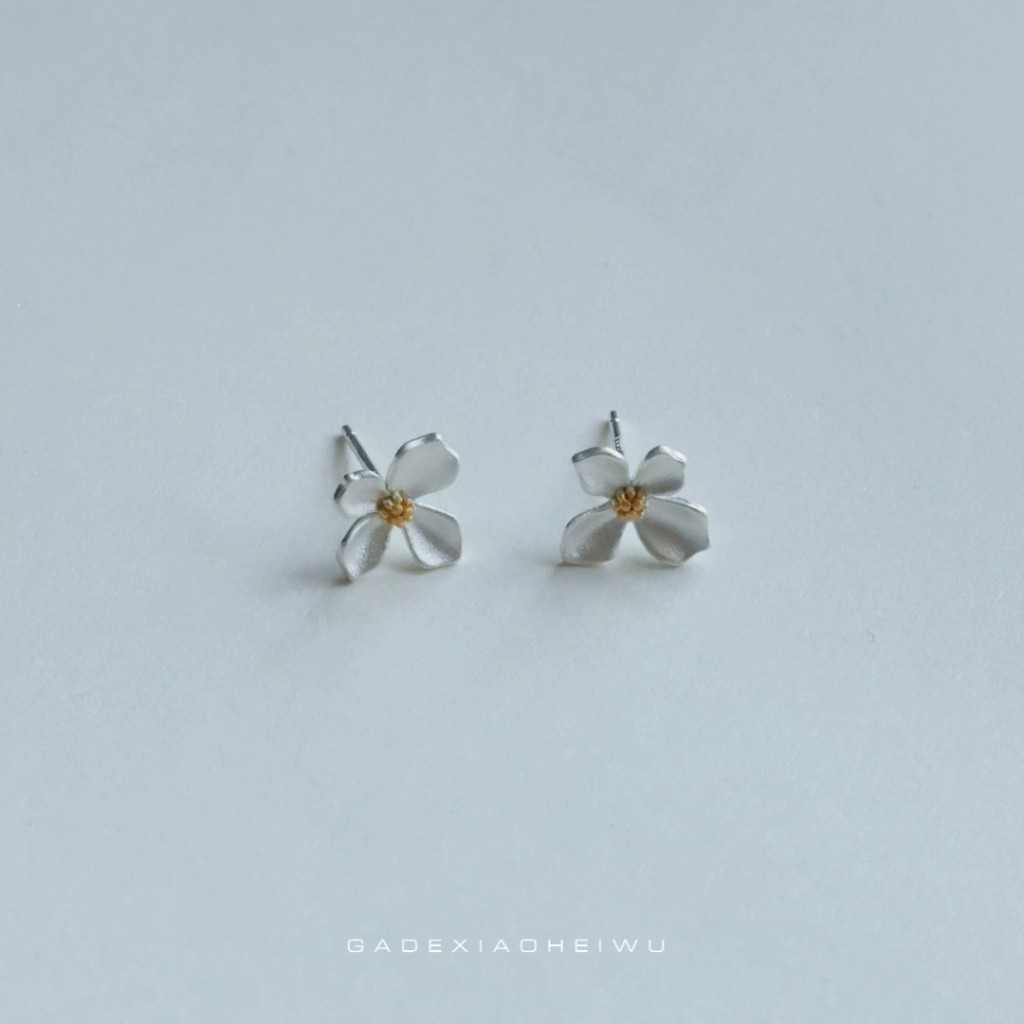 Pendientes de plata flor de cuatro pétalos artesanales Pendientes de plata flor de cuatro pétalos artesanales