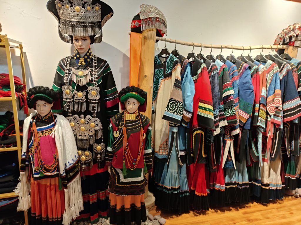 Sombrero oyería Yi nuosu