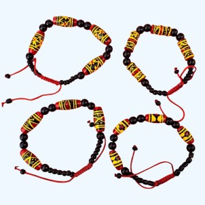 Pulsera pintada a mano de madera lacada – joya étnica nuosu