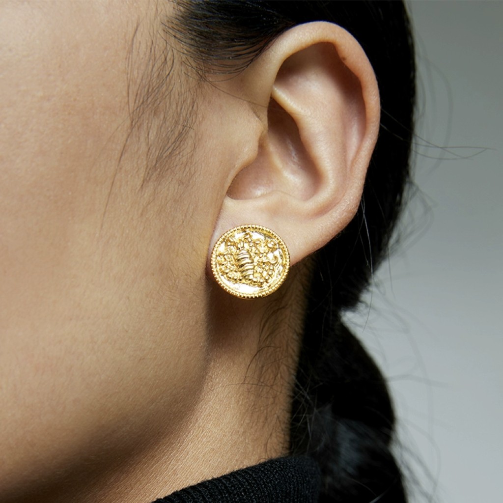 Pendientes de escorpión tibetano de plata - joya tibetana