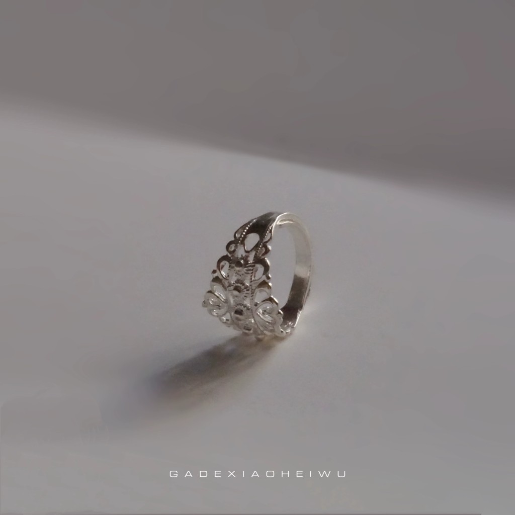 Anillo de plata diseño floral ajustable inspirado en joyas de Liangshan Yunnan 2