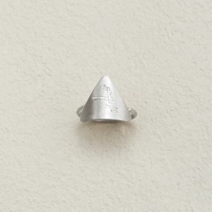 Anillo de plata tibetano monte Kailash - ajustable y artesanal