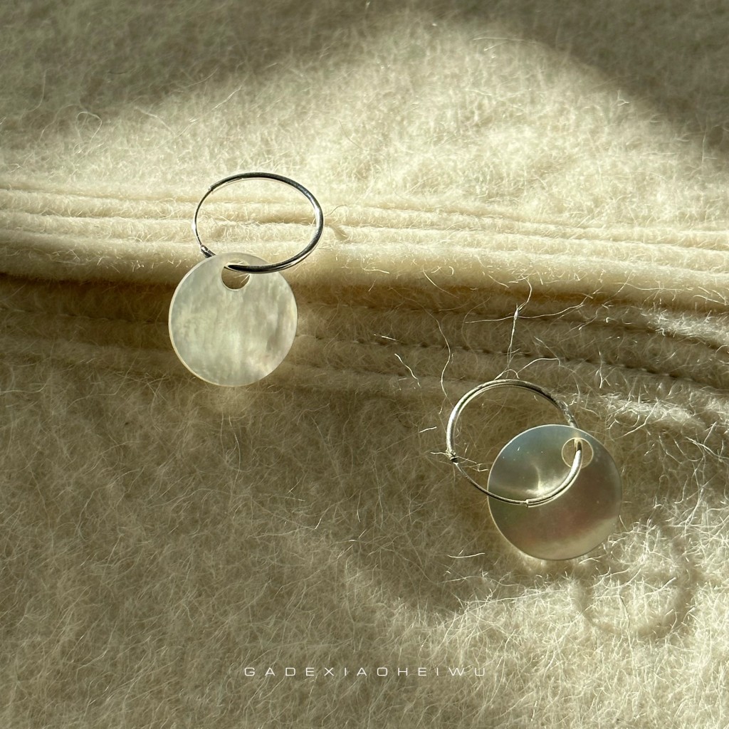 Pendientes de plata con nácar blanco nuosu