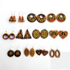 Pendientes pintados a mano de Liangshan – joyas artesanales nuosu de madera lacada