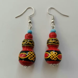 Pendientes Yi de laca artesanal en forma de calabaza – Liangshan